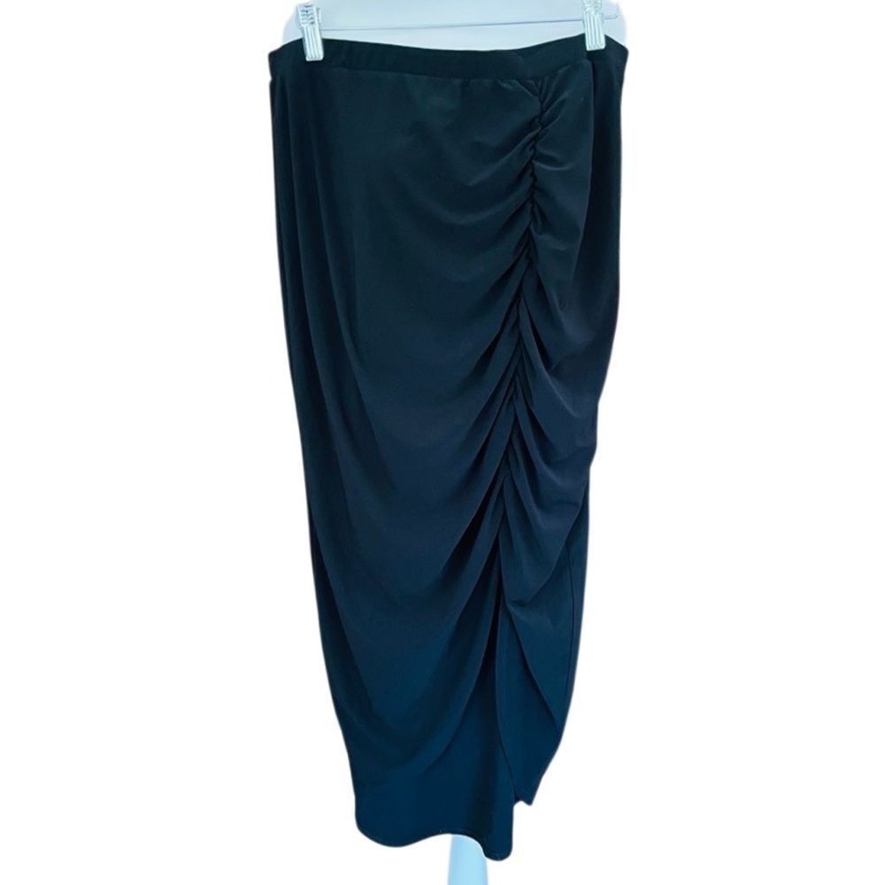 New with tags TRIBAL black ruched front pull on comfort waist maxi skirt sz L.